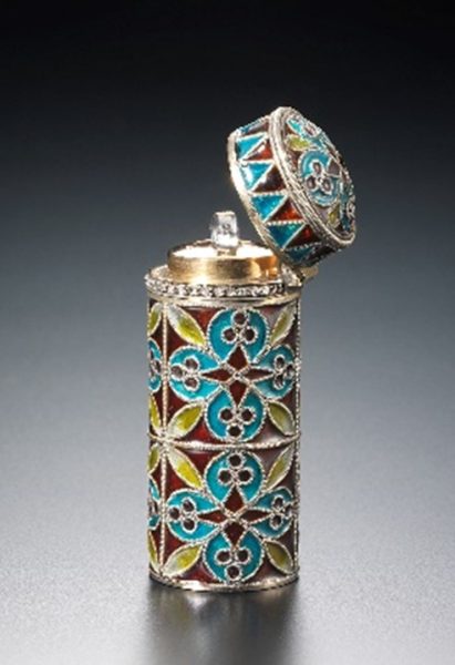 うみもり香水瓶コレクション26 ブシュロン社の香水瓶￼ | 広島 海の