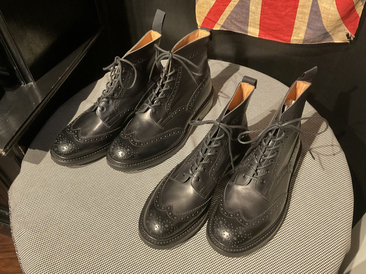 Rejected Trickers / Black Country Brogue Boots｜BLOG｜ユニオン