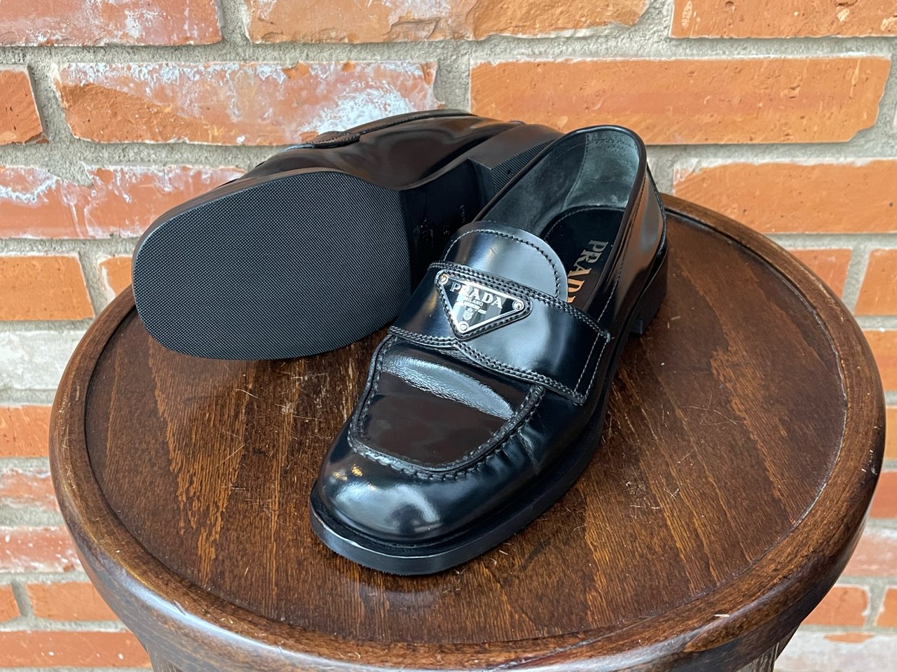 PRADA 】 プラダ レディース ローファー ソール補修｜BLOG｜ユニオン