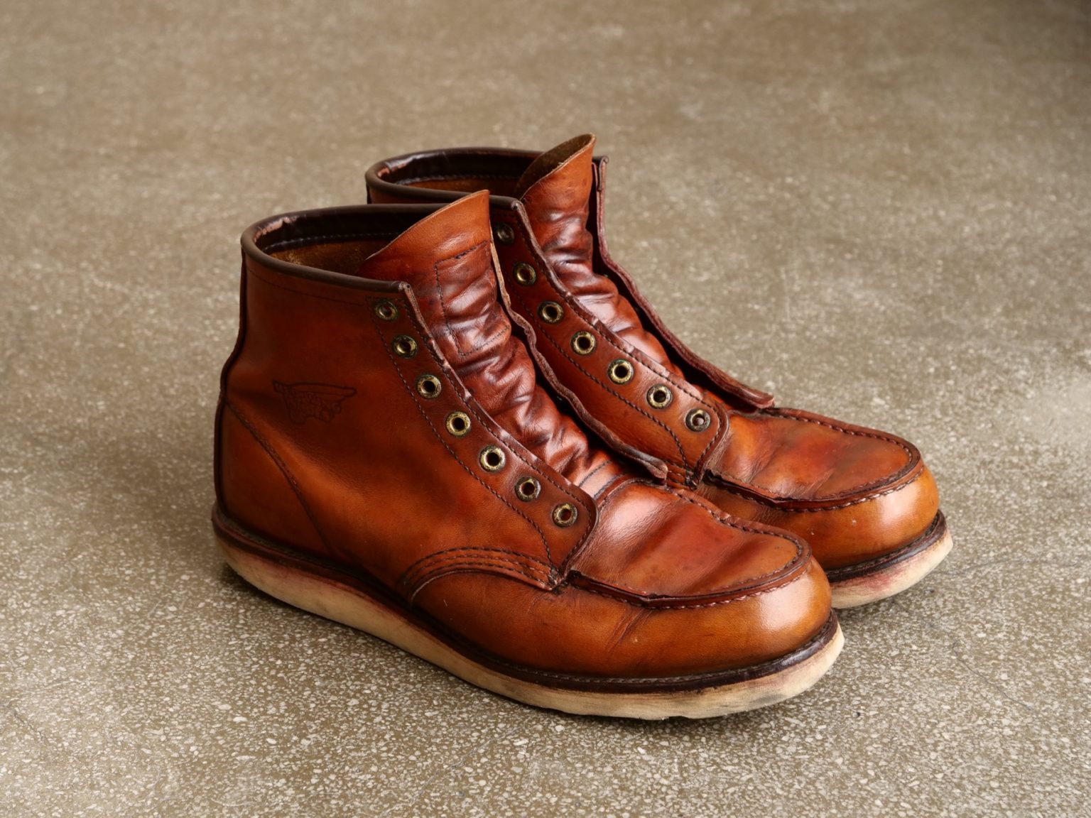 RED WING】レッドウィング “875” ソールの色を変える｜BLOG｜ユニオン