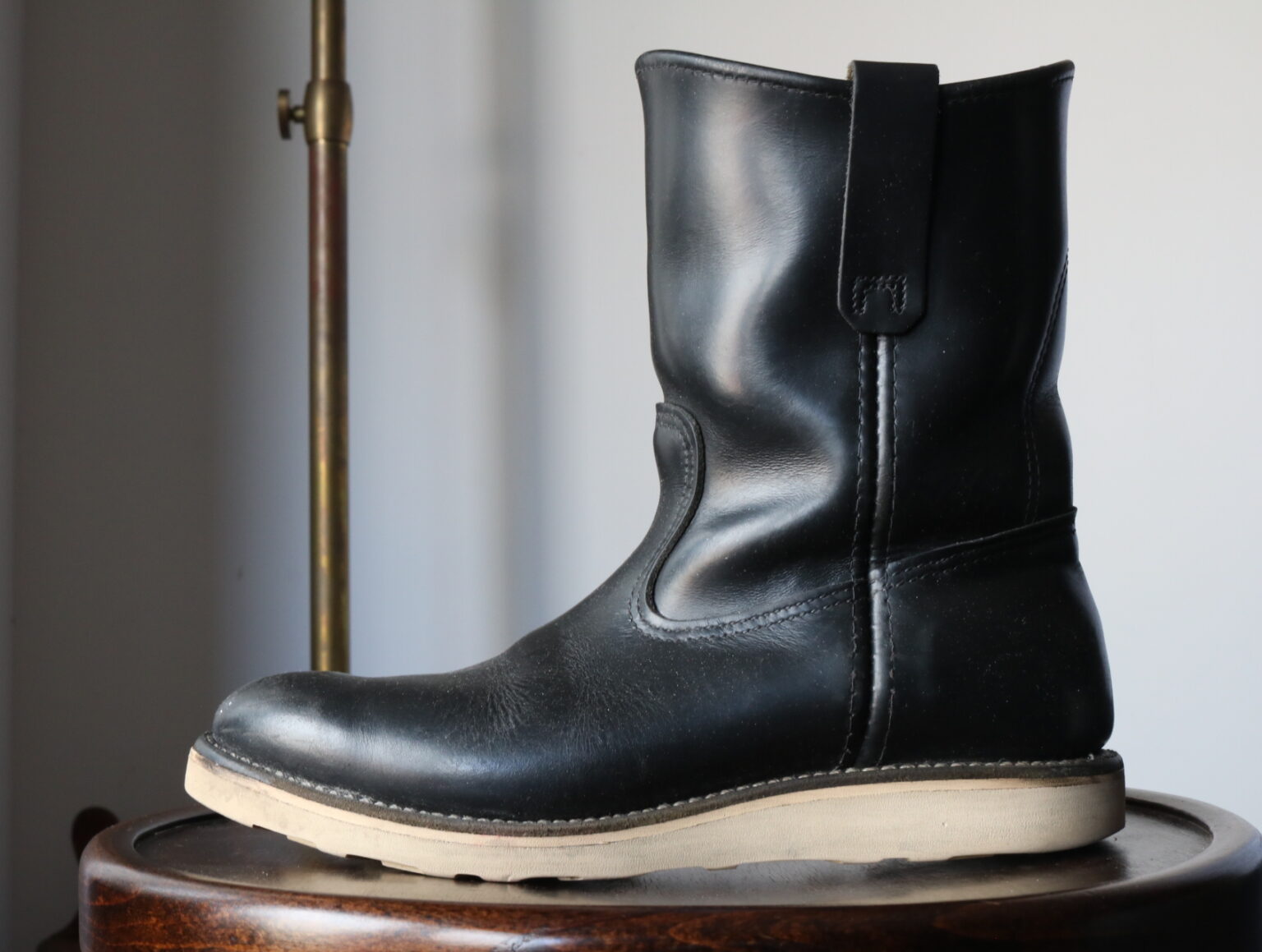 RED WING 】レッドウィング ペコスブーツ “8169” オールソール Vibram