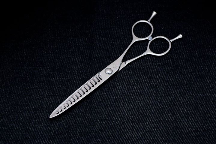 スキ鋏 S6014サボテン - UnisonCo.,Ltd 理美容鋏メーカーの有限会社