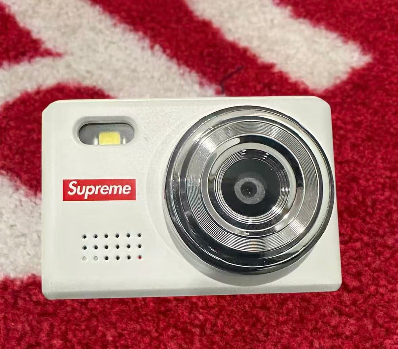 Supreme Digital Camera Keychain FW25 – UniqueHype