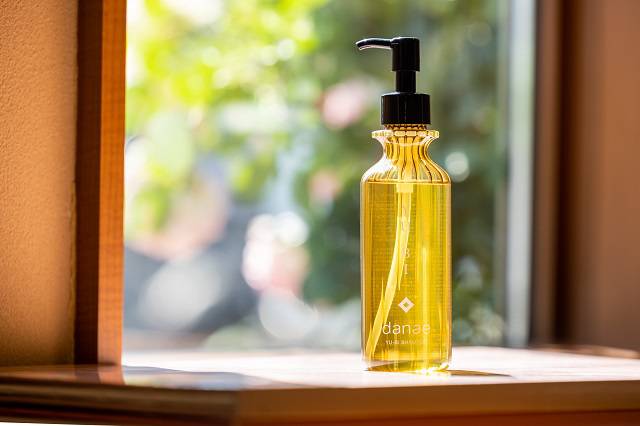 アイテム紹介 | 【美髪サロン アンレイヴ】永続的な美髪に導くヘアケア