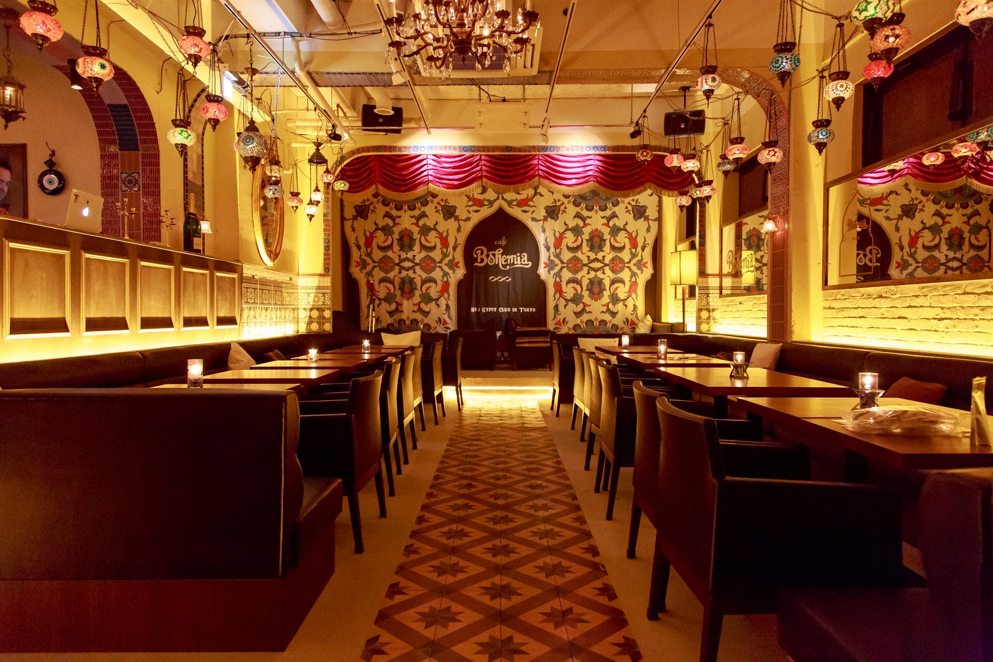 シーシャカフェ・レストラン - Cafe BOHEMIA ｜カフェボヘミア