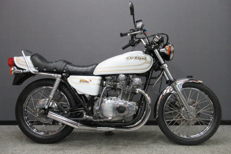 GS400 パールホワイト&ゴールドカスタム｜SOLD OUT｜旧車・絶版バイク