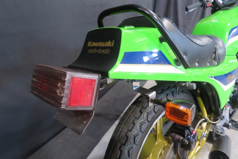 Z400GP LIME GREEN 変形タックロールシート｜260万円｜旧車・絶版