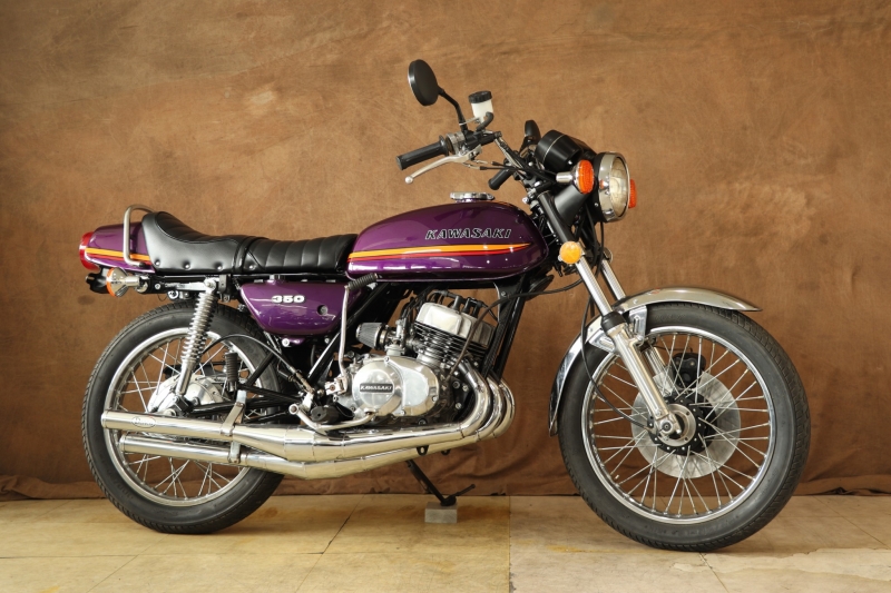 KAWASAKI MACH 350ss 外装 ユーキ 350SS （ カワサキ ） の在庫情報