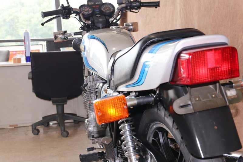 XJ400 東京本店 美車｜SOLD OUT｜旧車・絶版バイクならウエマツ