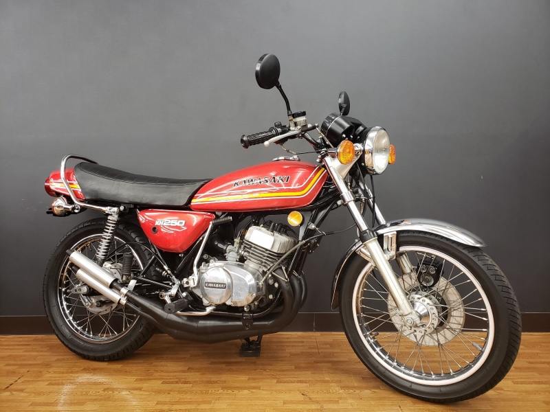 KH250 爆竹タイプ3本チャンバー キャンディーレッドNEWペイント｜SOLD