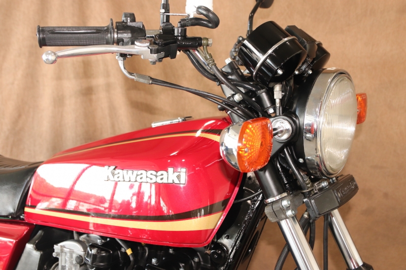 Z550B2 チューブレス Wディスク仕様｜SOLD OUT｜旧車・絶版バイクなら