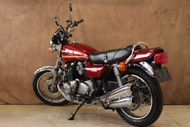 Z750FOUR(D1) ルミナスダークレッド｜SOLD OUT｜旧車・絶版バイクなら