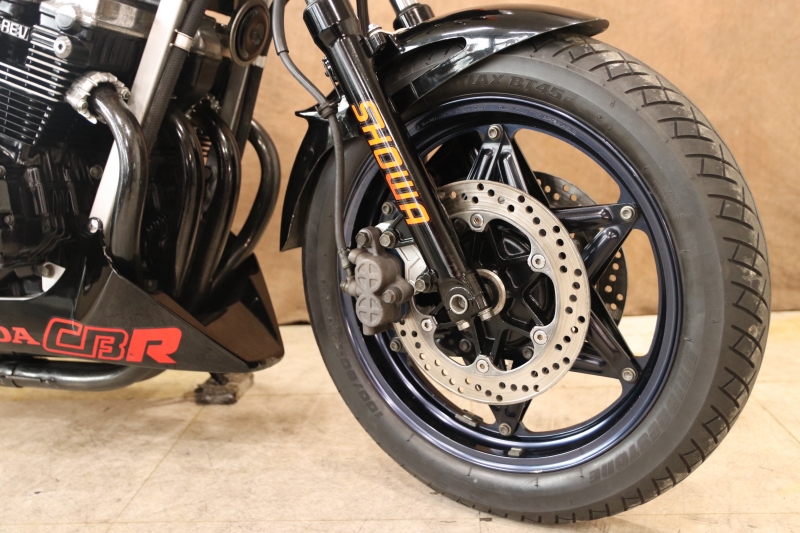 CBR400F Ⅰ型 モリワキフォーサイト｜SOLD OUT｜旧車・絶版バイクなら