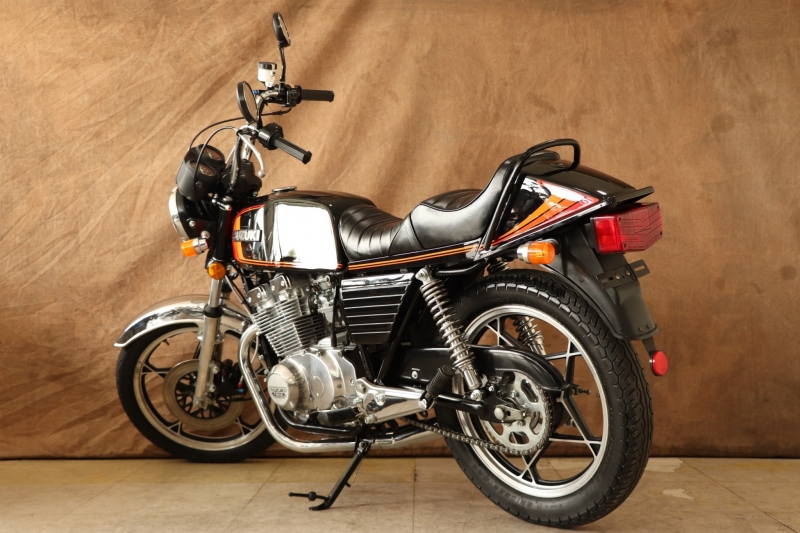 GSX400E 新入荷!｜SOLD OUT｜旧車・絶版バイクならウエマツ