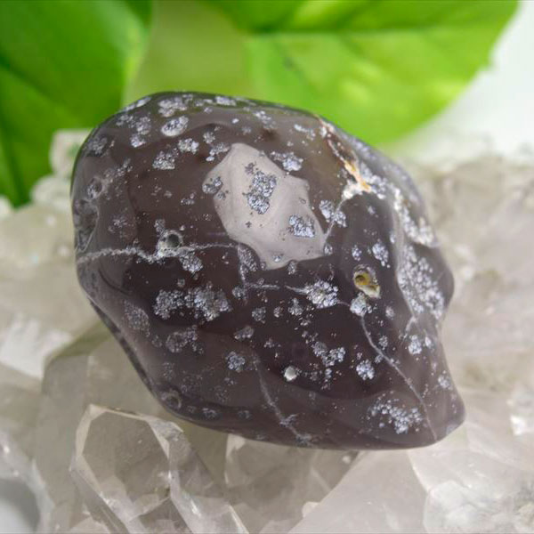 水入り瑪瑙 メノウ｜たっぷり水入り｜エンハイドロアゲート