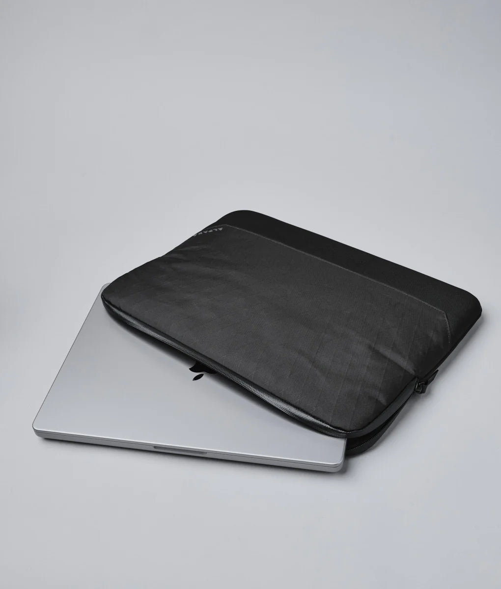 ALPAKA Element Laptop Sleeve 14
