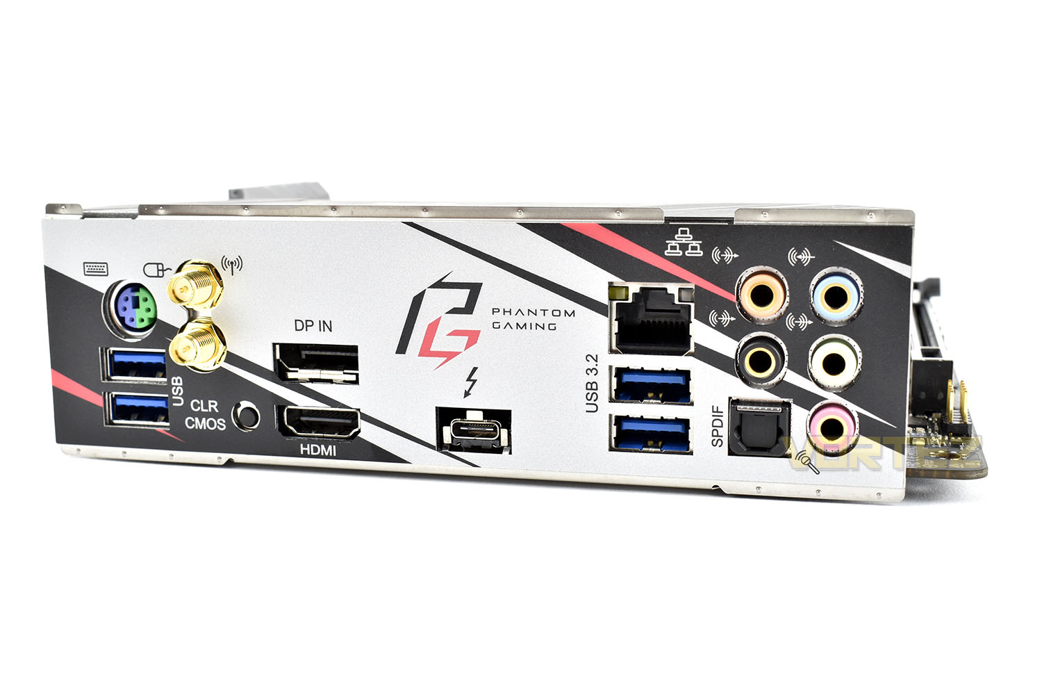 ASRock X570 Phantom Gaming-ITX/TB3 Review - Closer Look