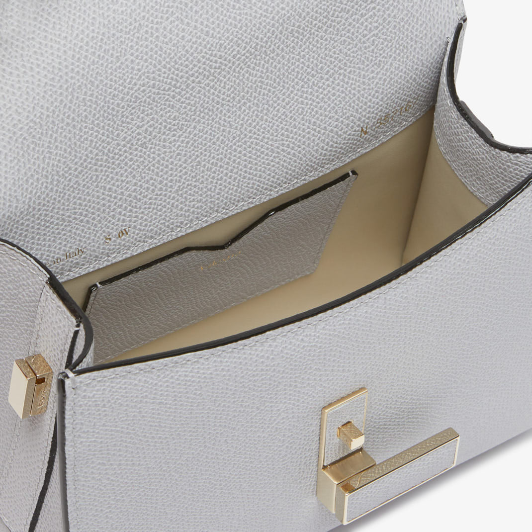 マイクロ イジィデ バッグ | ストーングレー – Valextra