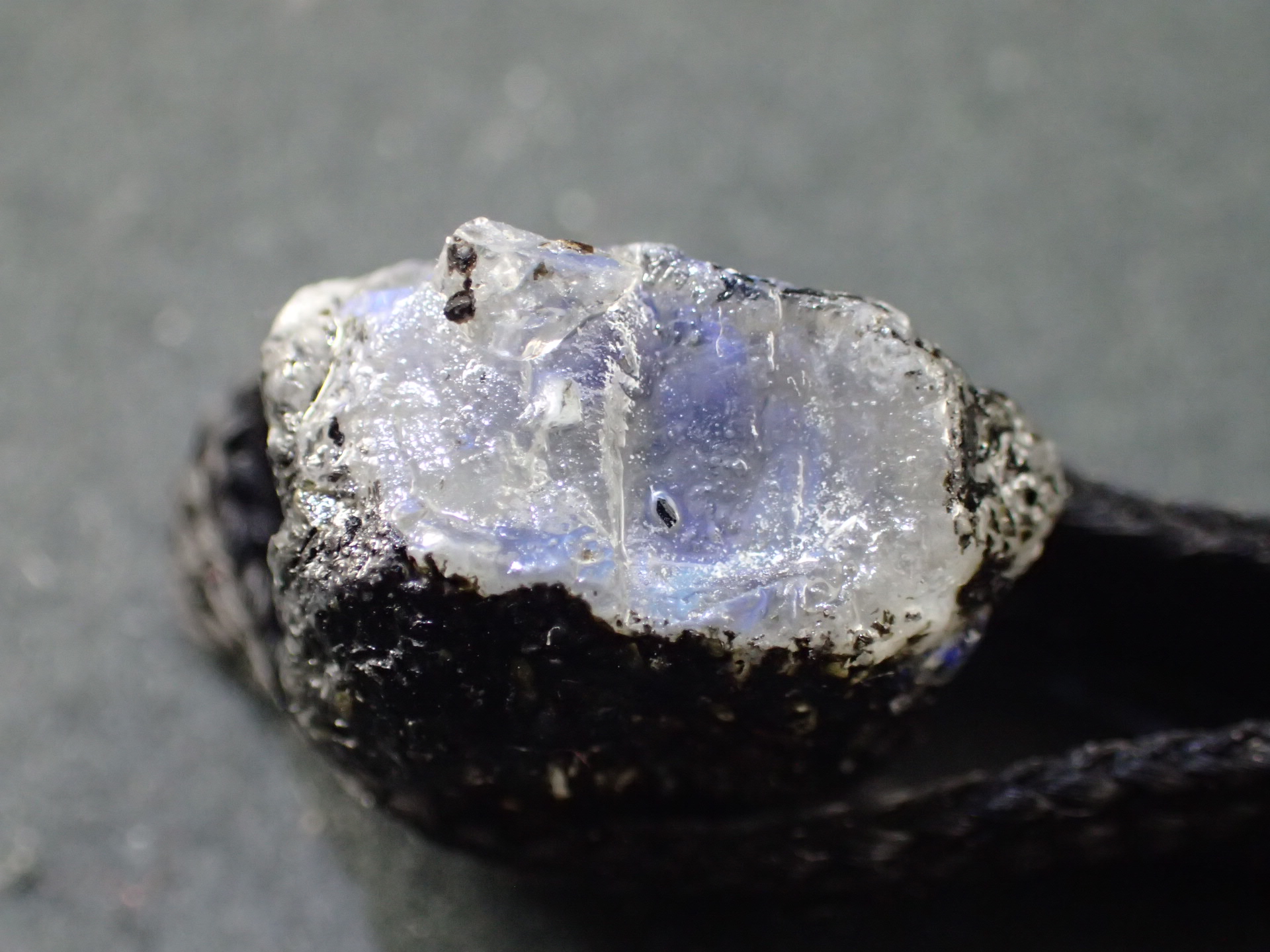 最高品質ブルームーンストーン原石 スリランカ 産 ｜石の販売専門店