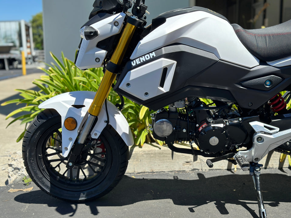 Venom X20 125cc Motorcycle | Manual Grom-Style Street Bike