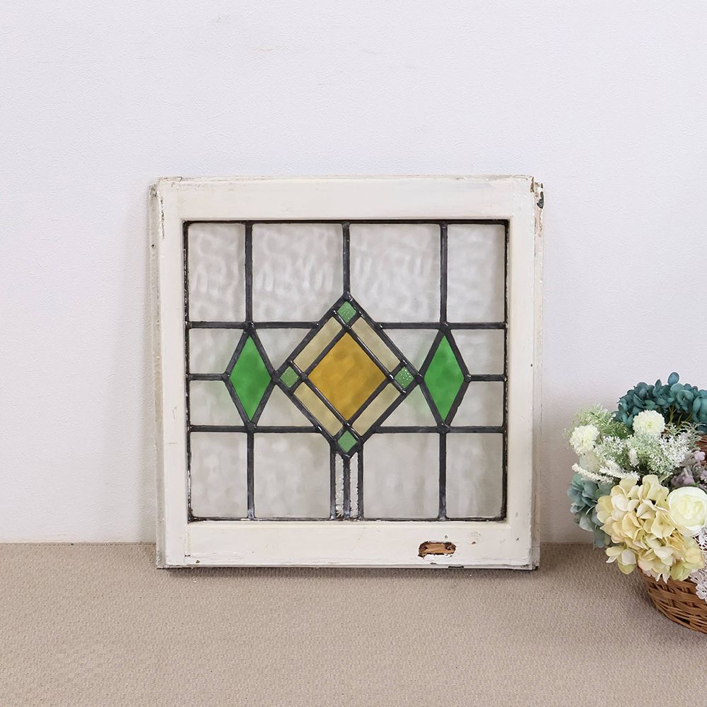 ステンドグラス – アンティーク家具と雑貨の店 ビクトリアンクラフト