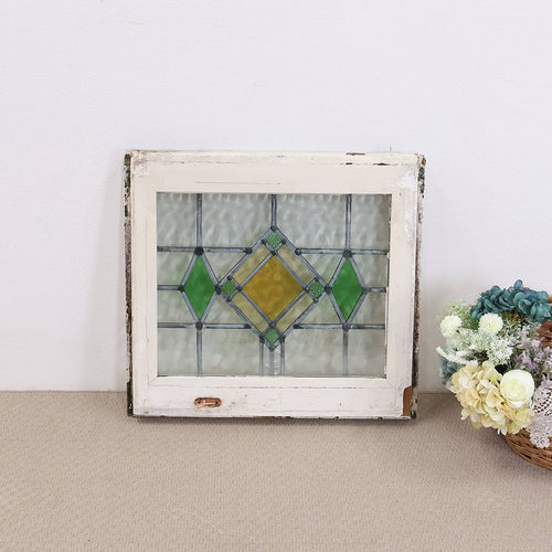 ステンドグラス – アンティーク家具と雑貨の店 ビクトリアンクラフト