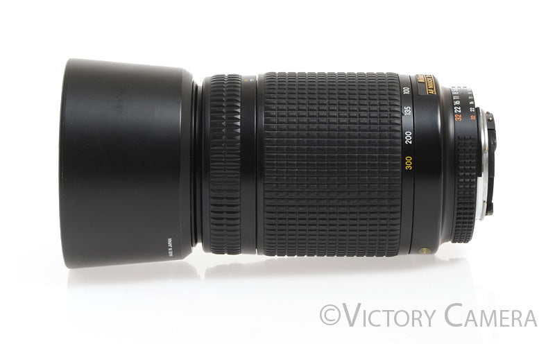 Nikon AF Nikkor 70-300mm f4-5.6 D ED Zoom Lens -Clean w/ Hood- [EXC]
