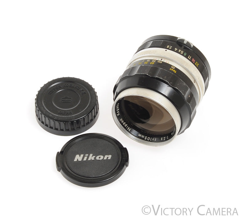 Nikon Nikkor-P 105mm f2.5 Photomic non-AI Telephoto Prime Lens -Light