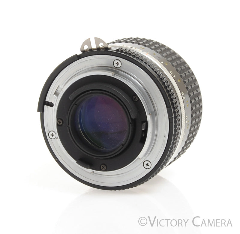 Nikon Nikkor 35mm f2.0 AI-S Manual Focus Wide Angle Lens [EXC+]