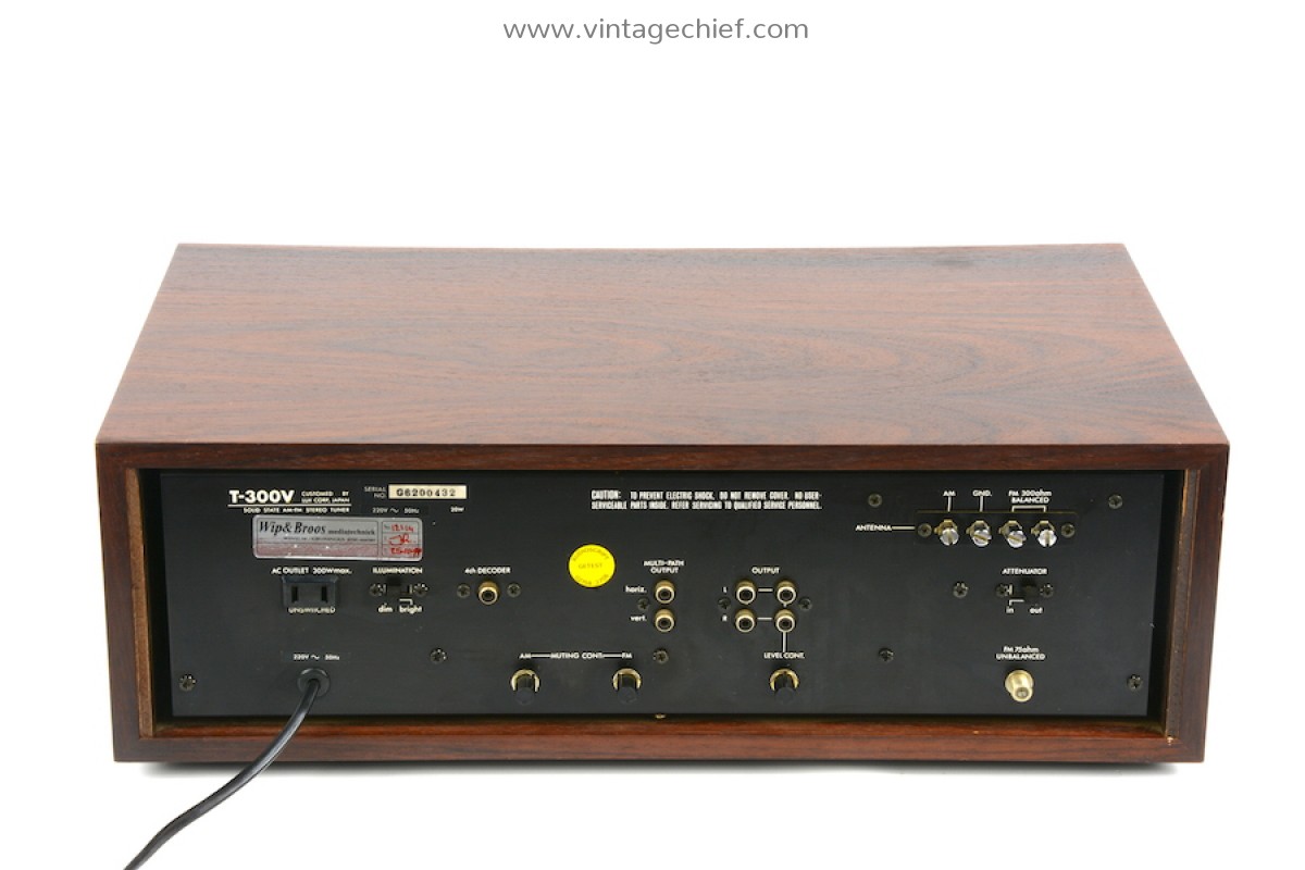Luxman T-300V FM AM Tuner + Manual | Wooden Case | Vintage | Radio