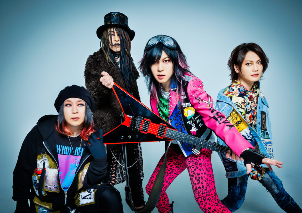 Crack6】ツアーに先駆けパンフレットCD『BABEL69』の中から「BABEL」を