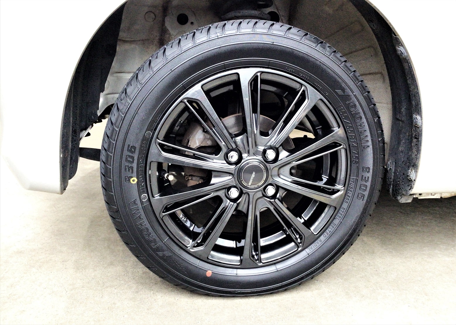 タイヤガーデン旭