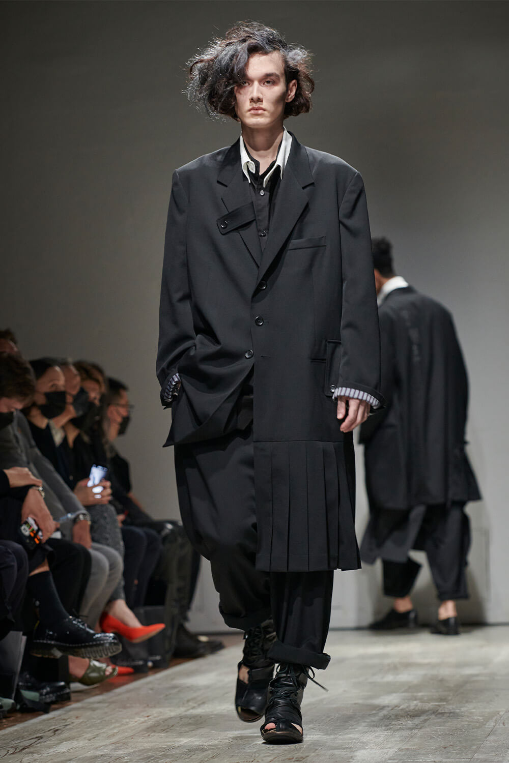 Yohji Yamamoto POUR HOMME S/S 2023 COLLECTION | Yohji Yamamoto