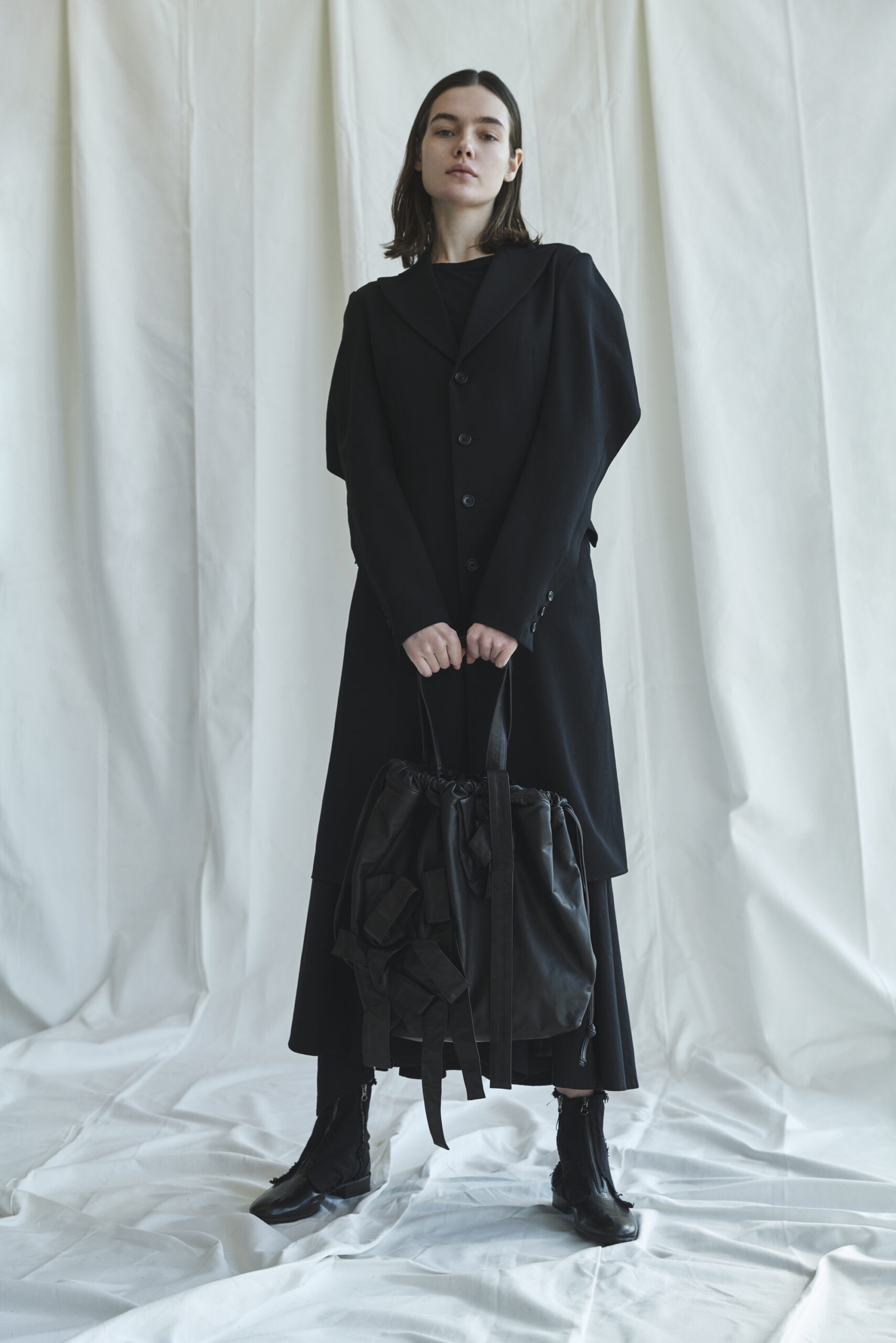 discord Yohji Yamamoto AW23 COLLECTION | Yohji Yamamoto (ヨウジ