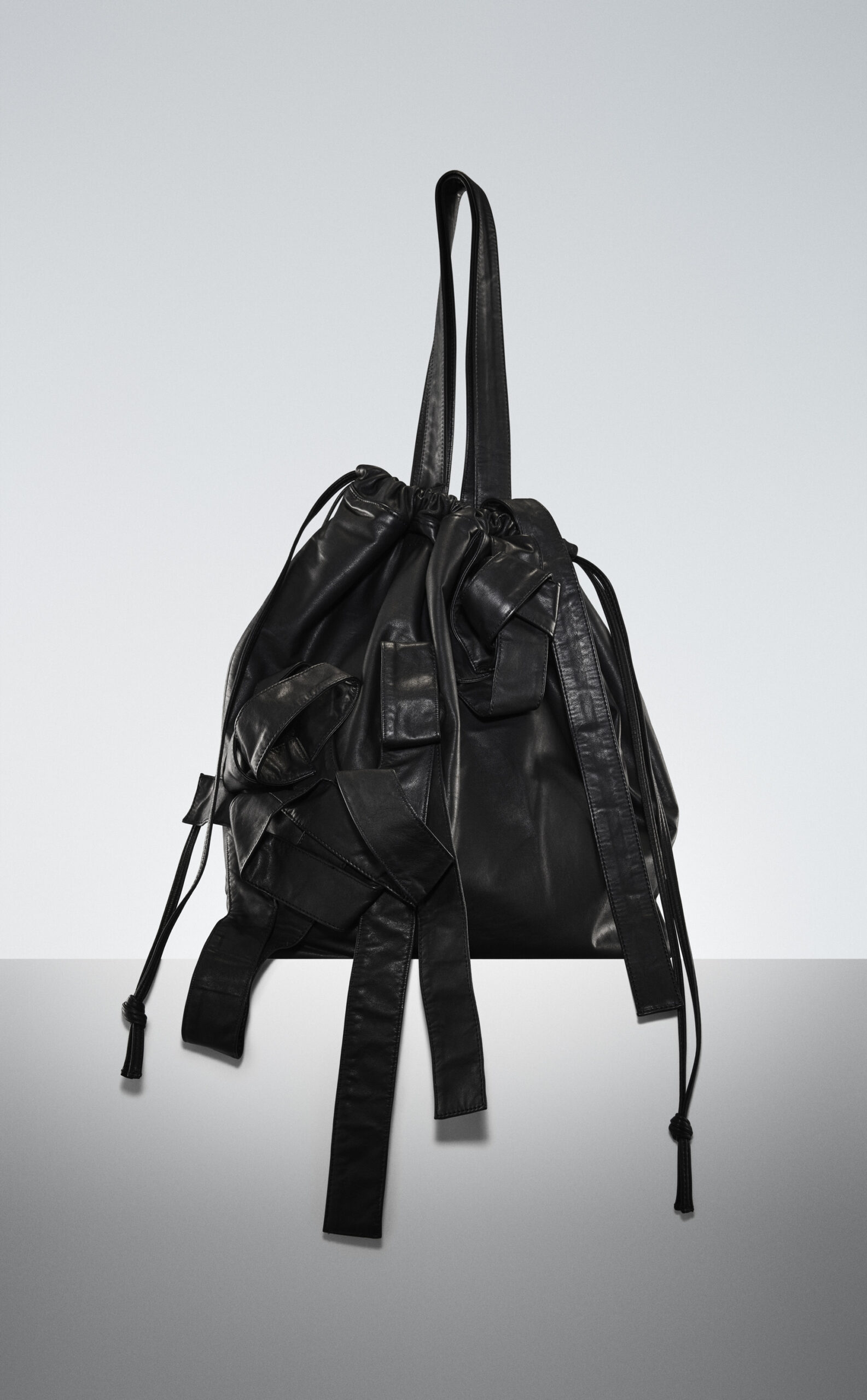 discord Yohji Yamamoto AW23 COLLECTION | Yohji Yamamoto (ヨウジ