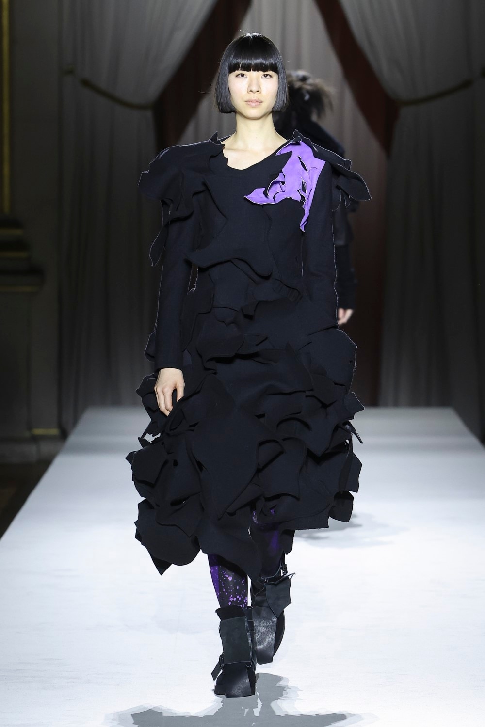 AUTUMN / WINTER 2025-26 | Yohji Yamamoto (ヨウジヤマモト) Official