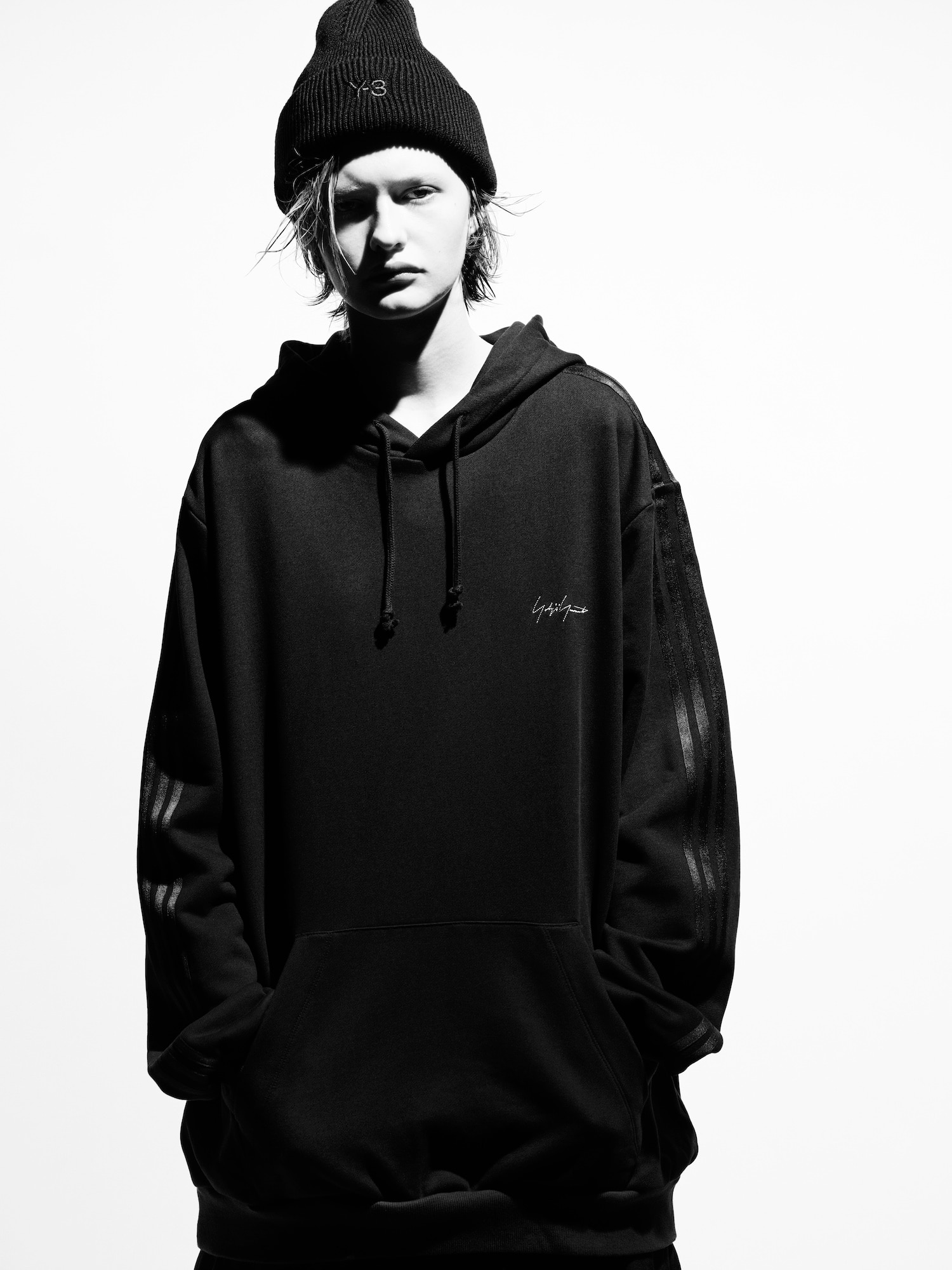 Yohji Yamamoto Y-3 KURO | Yohji Yamamoto (ヨウジヤマモト) Official