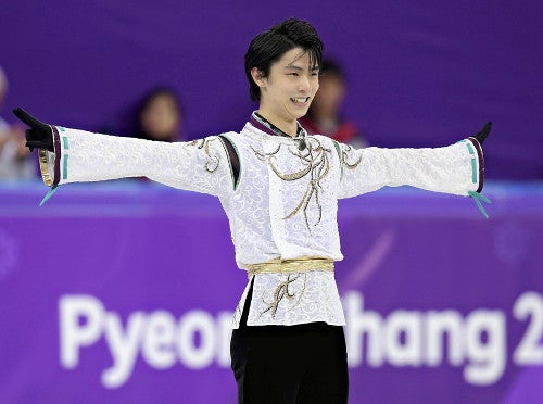 羽生結弦選手に国民栄誉賞～活躍を記事と写真で振り返る : 読売新聞