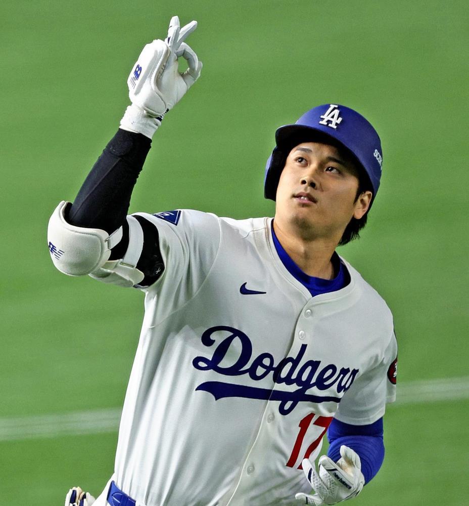 ドジャース大谷翔平1号ホームラン、99マイルを「ギリギリ弾