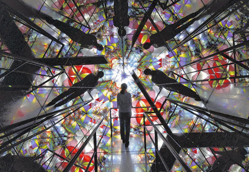 愛知：三河工芸ガラス美術館巨大万華鏡「スフィア」：地域ニュース