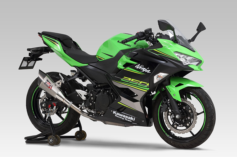 Ninja250_R-11_ST_F73.jpg