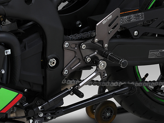 YOSHIMURA REAR SETS X-TREAD | Yoshimura Japan