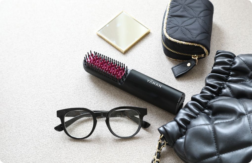 保水ヘアアイロンシリーズからコードレス×ブラシ型アイロン登場