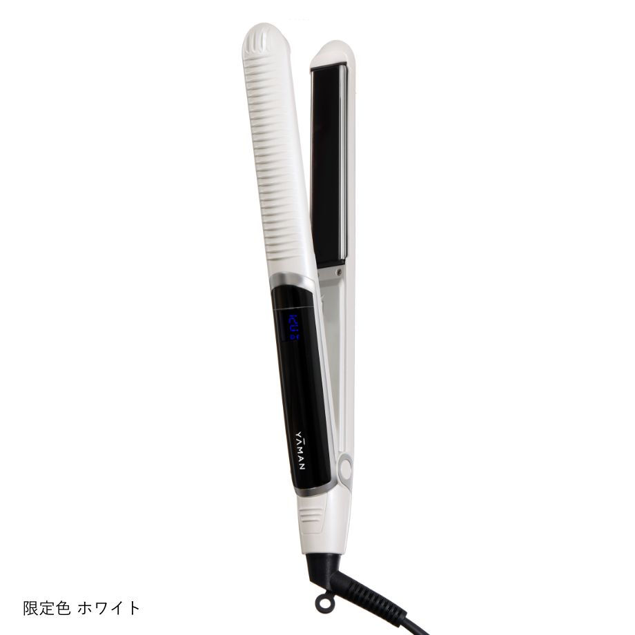 保水ヘアアイロンでもっとストレートに、使うたび艶やかな髪へ