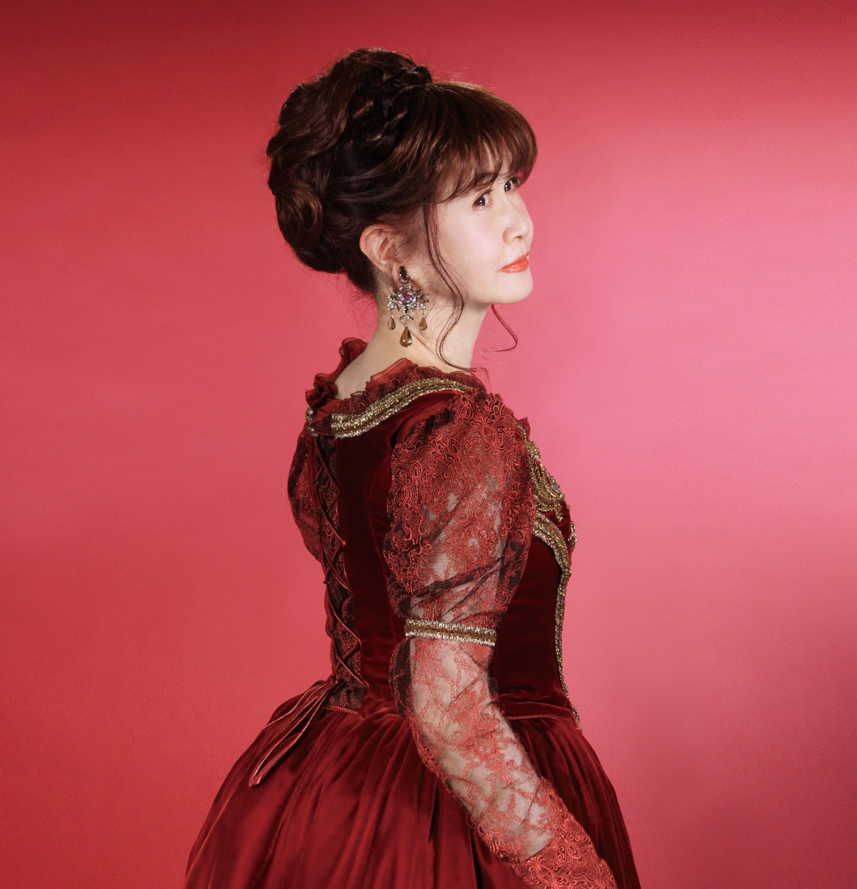 11月27日発売、中島みゆき『夜会VOL.20「リトル・トーキョー」』Blu