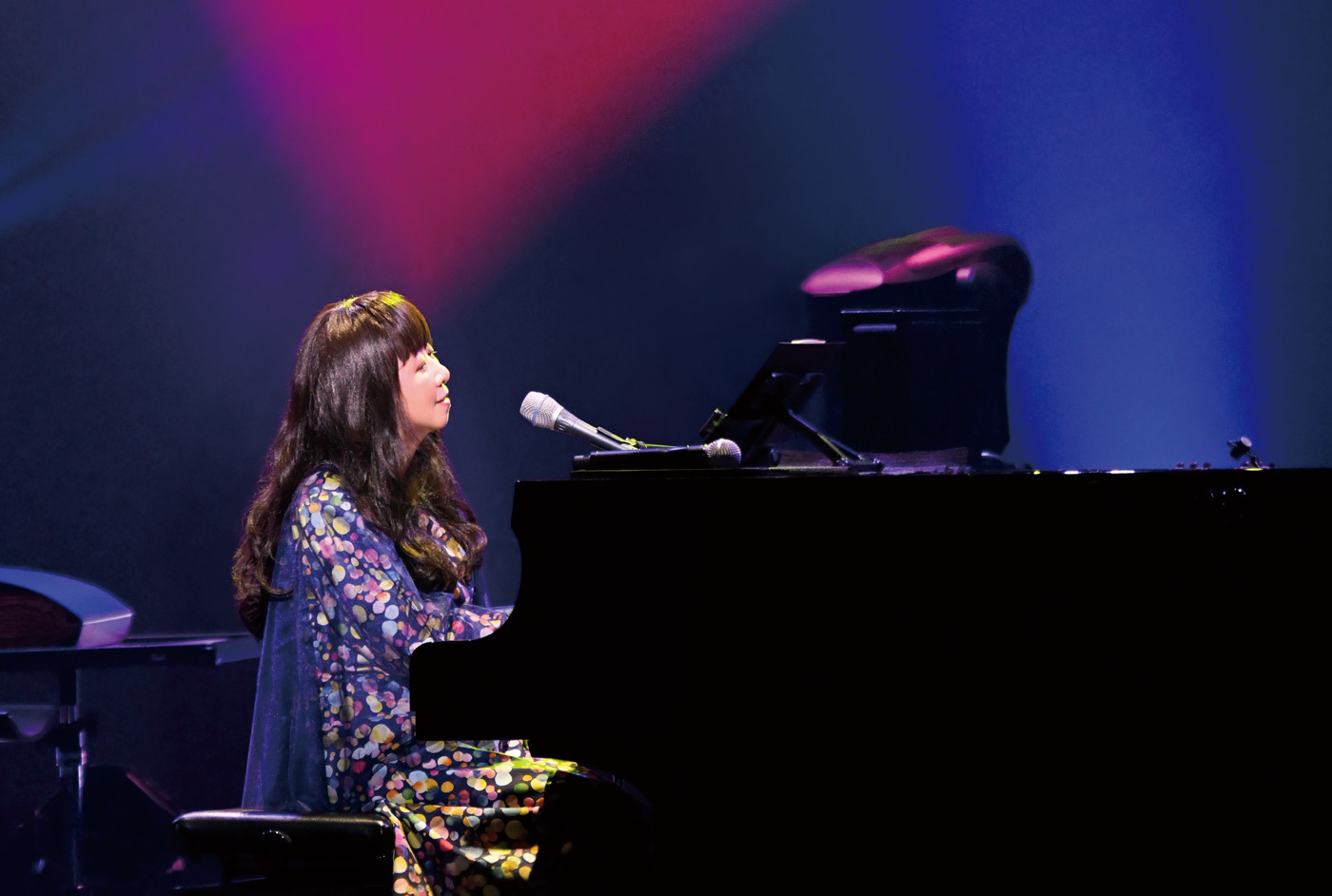 谷山浩子 | ヤマハミュージックコミュニケーションズ公式サイト