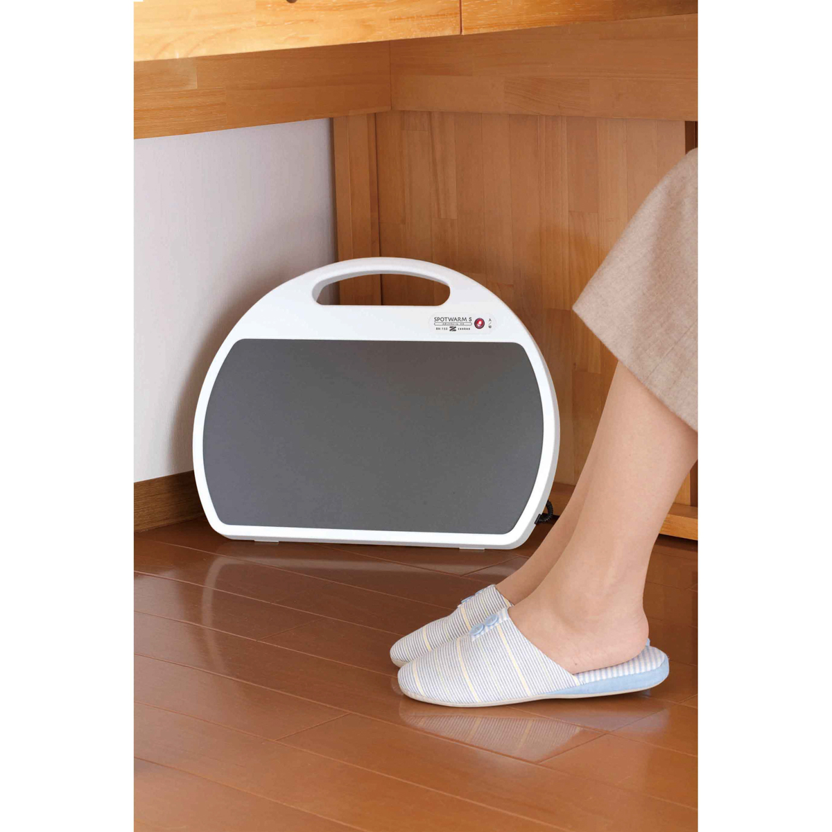 ゼンケン 遠赤外線ヒーター スポットウォームS(RH-153) | かぜとゆき