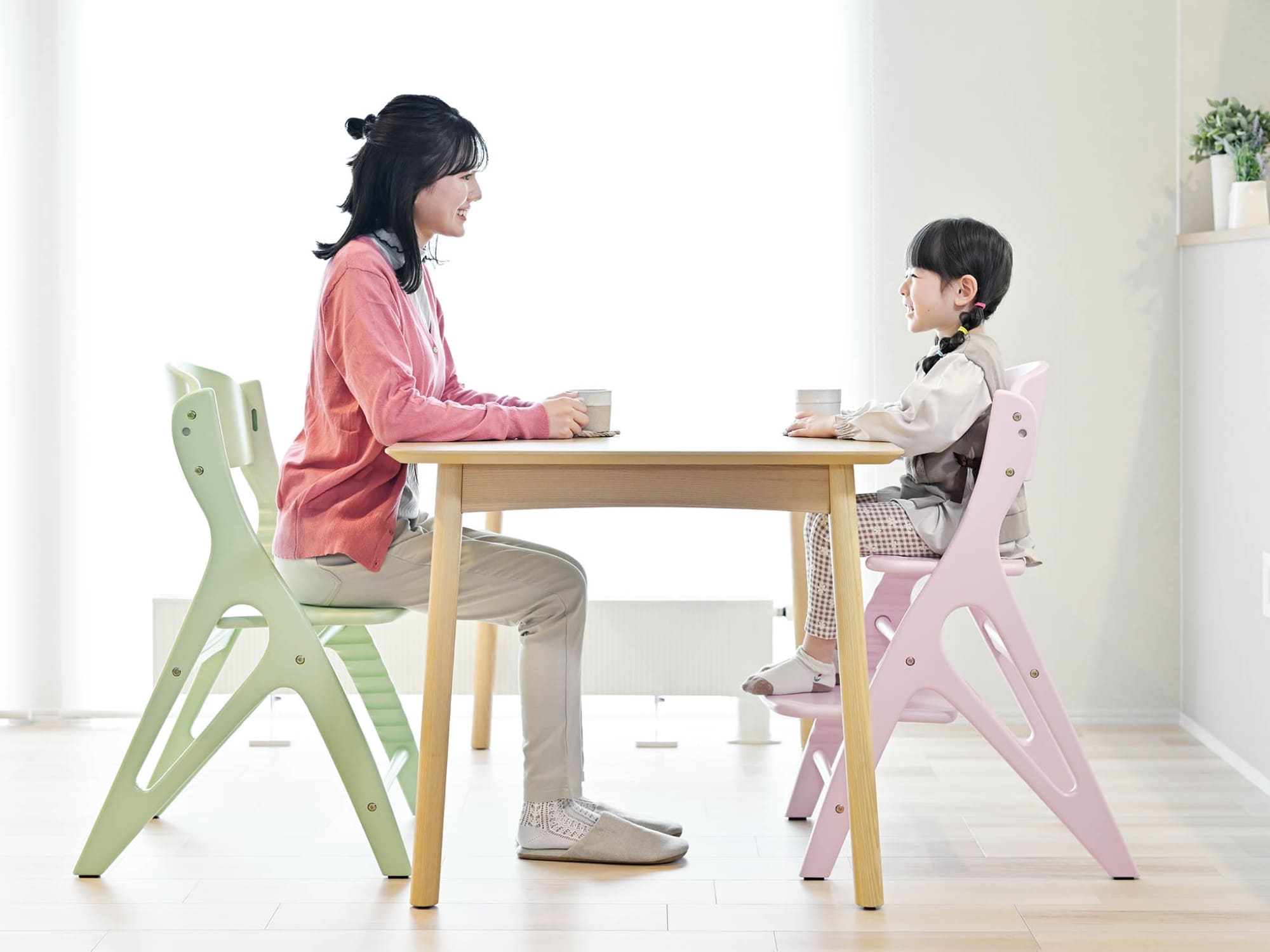 affel | yamatoya co.,ltd. ベビーチェア・ベビーベッド・キッズ家具