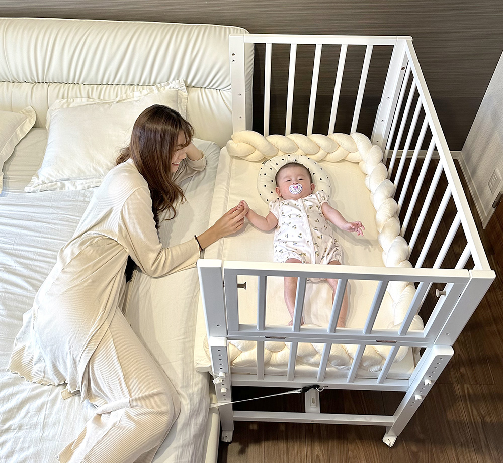 ベビーベッド「そいねーる」ユーザーが語る、赤ちゃんとの添い寝