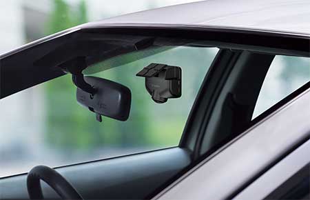 全周囲360°の映像を1台で記録可能ドライブレコーダー marumie ZQ-21